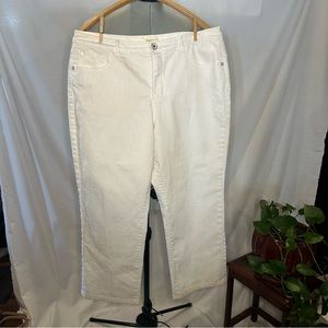 Collateral Creek, women’s white, denim pants.  Size 16p, straight leg